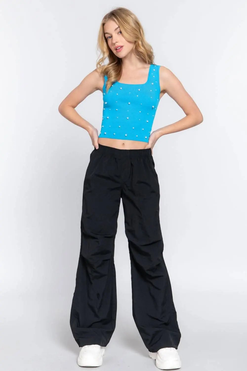 ACTIVE BASIC Pearl Detail Square Neck Cropped Tank - Love Salve